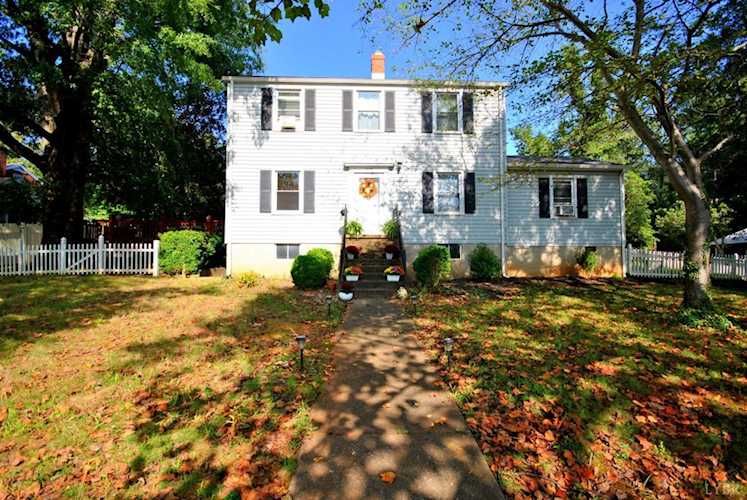 318 11th St Altavista, VA 24517