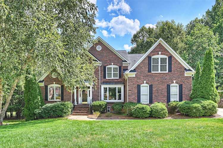 1611 Stevens Ridge Rd Matthews, NC 28105