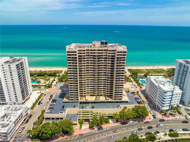 2555 Collins Ave #1106 Miami Beach, FL 33140