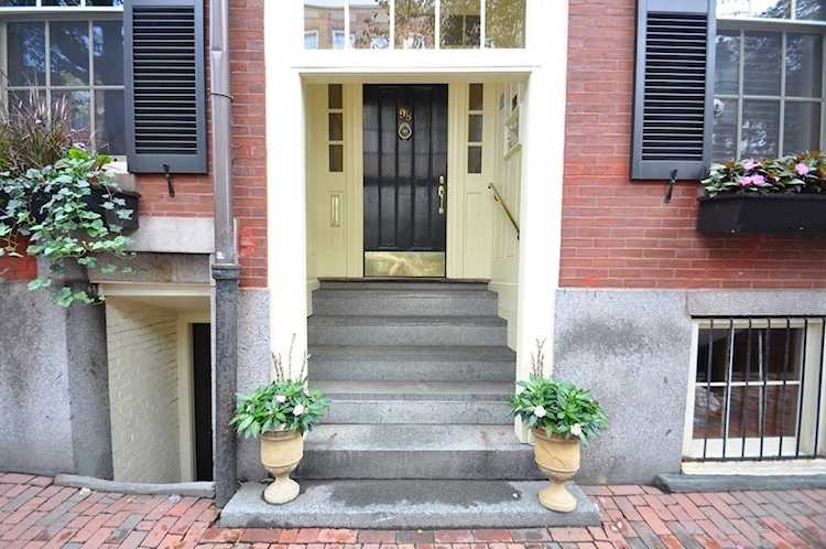 98 Chestnut St #3 Boston, MA 02108