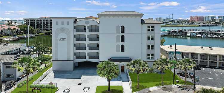 211 Dolphin POINT #501 Clearwater, FL 33767