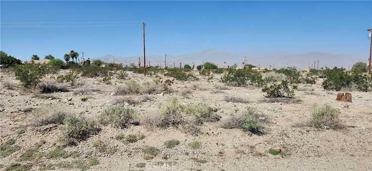 2829 Calhoun St Thermal, CA 92274