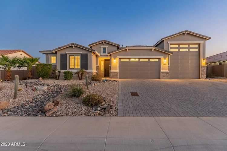 12525 W Mclellan Court Glendale, AZ 85307