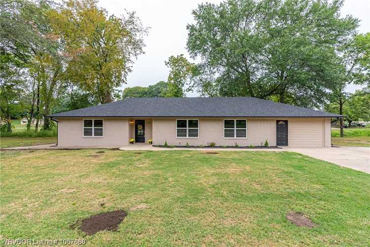 509 N 26th St Van Buren, AR 72956