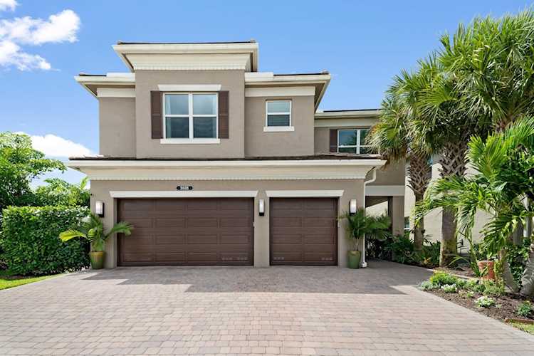 9608 Highland Pointe Pass Delray Beach, FL 33446