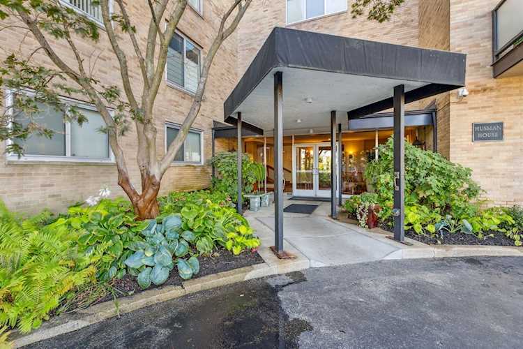 1617 E Mcmillan Ave Cincinnati, OH 45206