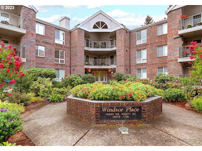 15420 NE Knott ST #8 Portland, OR 97230