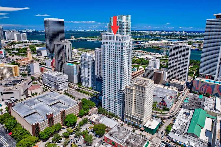 133 NE 2nd Ave #1808 Miami, FL 33132