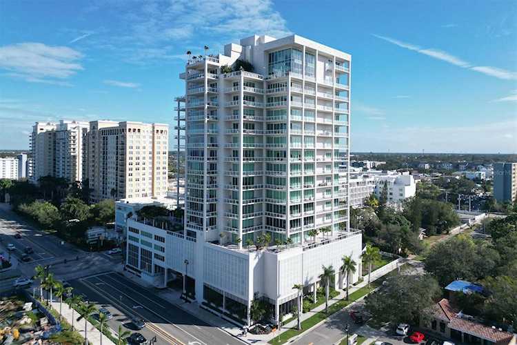 540 N Tamiami Trl #1503 Sarasota, FL 34236