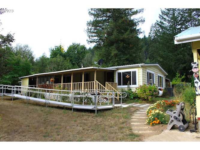 51854 Sandy Creek RD Myrtle Point, OR 97458
