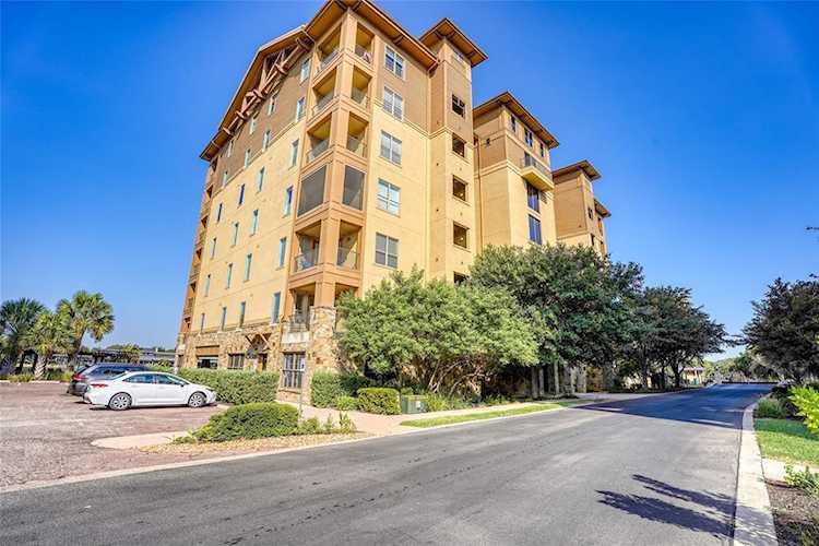 1000 The Cape #54 Horseshoe Bay, TX 78657