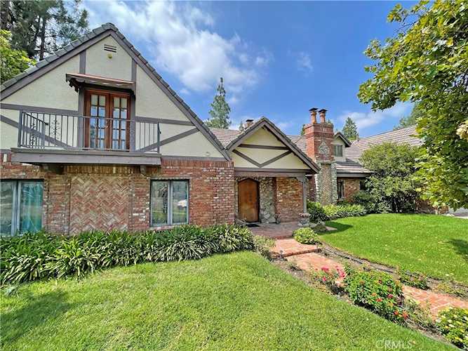 10101 Sylvia Ave Northridge, CA 91324 | MLS SR23176733 Photo 1