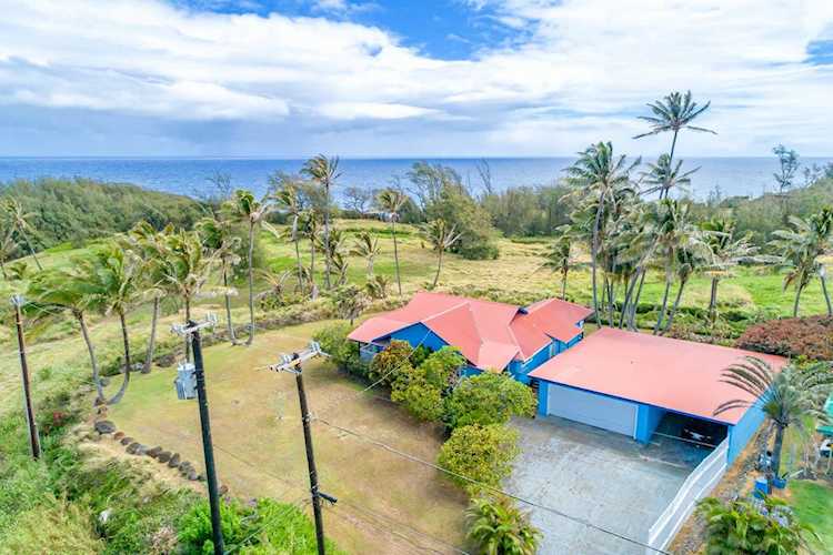 52-206 Bus Stop Rd Kapaau, HI 96755