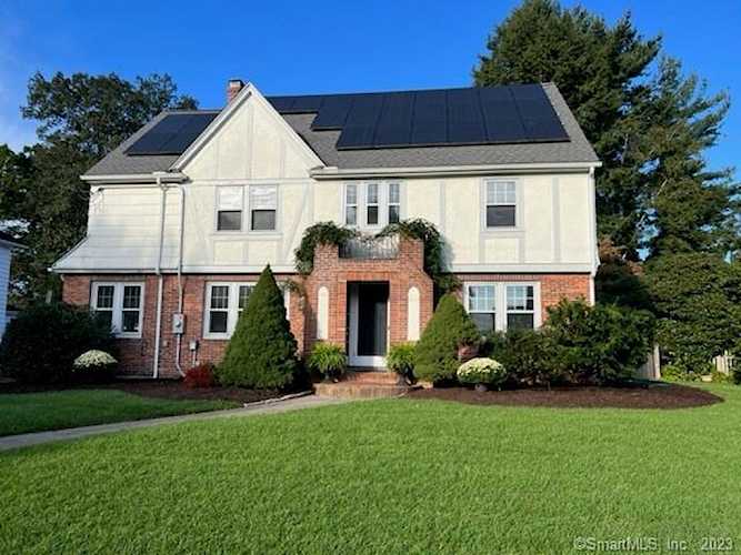 37 Van Buren Ave West Hartford, CT 06107