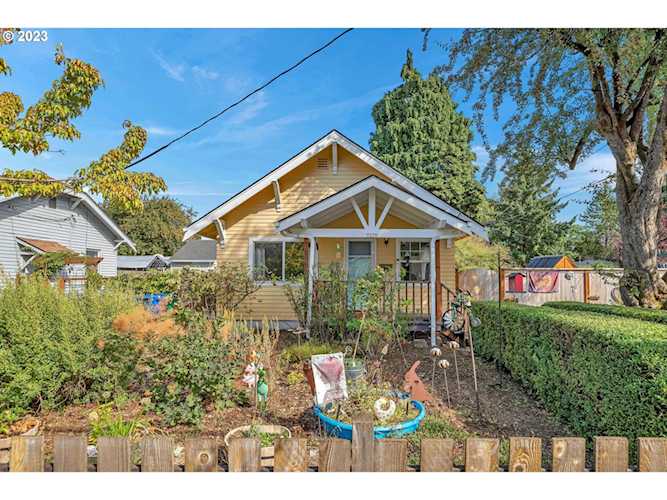 5338 SE 52nd AVE Portland, OR 97206