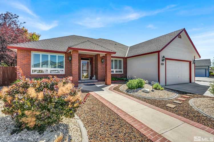 1303 Bridle Way Minden, NV 89423