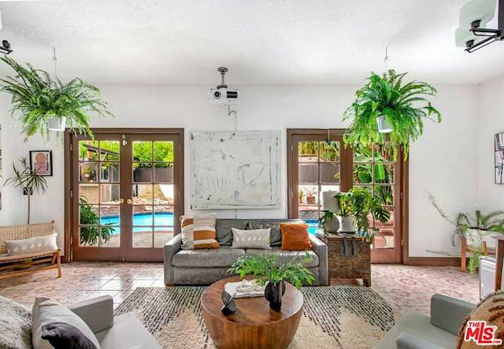 1147 Lake St Venice, CA 90291