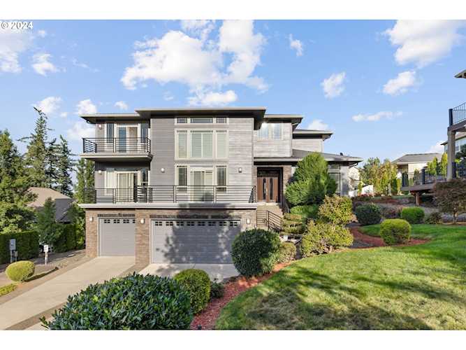 3232 37th CT Washougal, WA 98671