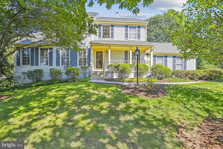43564 Golden Meadow Circle Ashburn, VA 20147