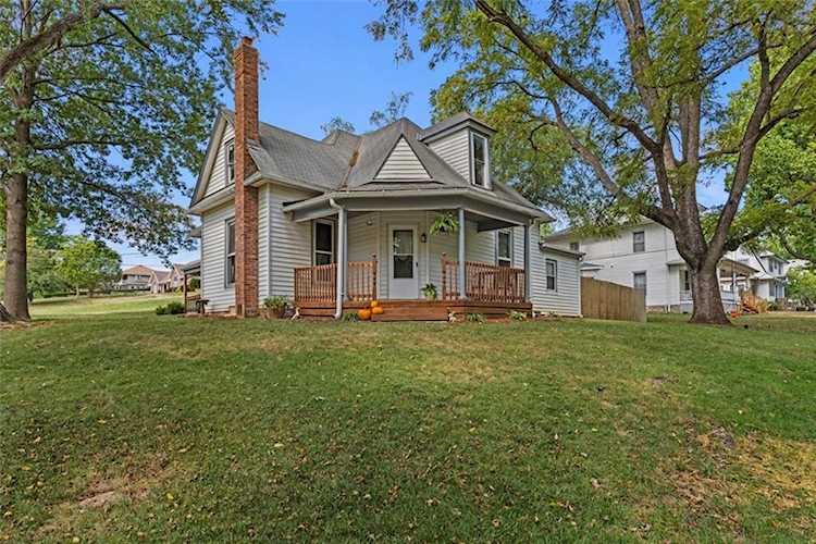 1410 SW Mitchell St Oak Grove, MO 64075 | MLS 2453743 Photo 1