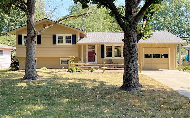 7123 Goddard St Shawnee, KS 66203 | MLS 2455533 Photo 1