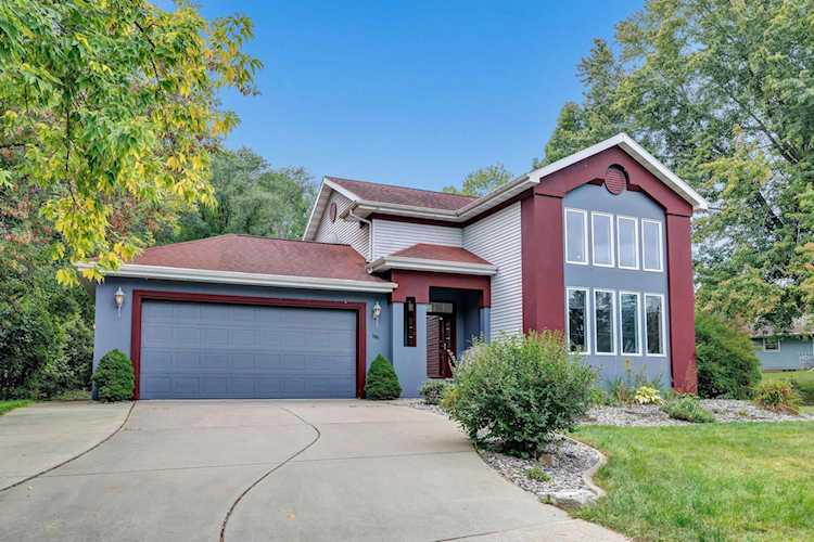1191 Circle Dr Green Bay, Village of Ashwaubenon, WI 54313