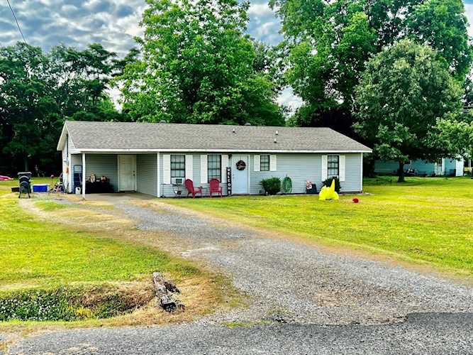 105 N 18th 1/2 Paragould, AR 72450