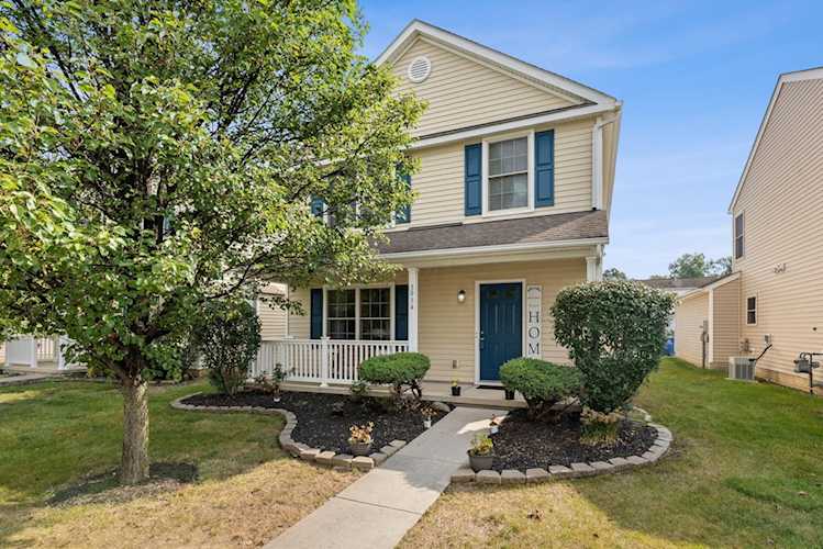 For Sale: $250,000 A condo for sale for sale at 3954 Cleggan Street Canal Winchester, OH 43110 - Franklin. MLS 223030947 - Welcome home to Canal Winchester! Located only 20 mins to downtown Columbus, this condo has 3... Photo 1