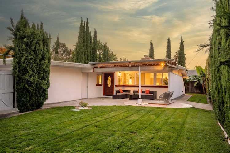 3193 Stelling Dr PALO ALTO, CA 94303