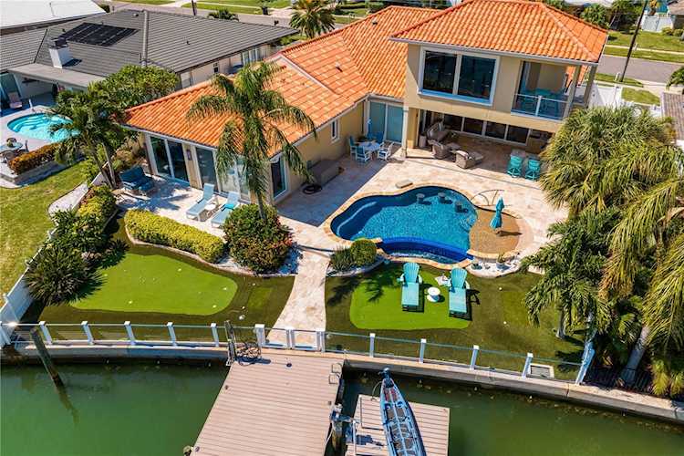 321 Palm ISLAND SE Clearwater, FL 33767