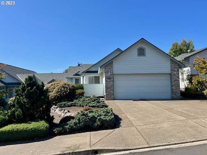521 NW Willamette CT Mcminnville, OR 97128
