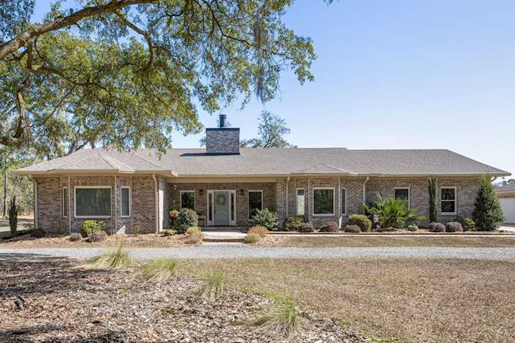 1420 Polly Point Road Wadmalaw Island, SC 29487