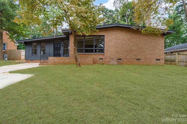 5350 Coburg Ave Charlotte, NC 28215 | MLS 4071906 Photo 1