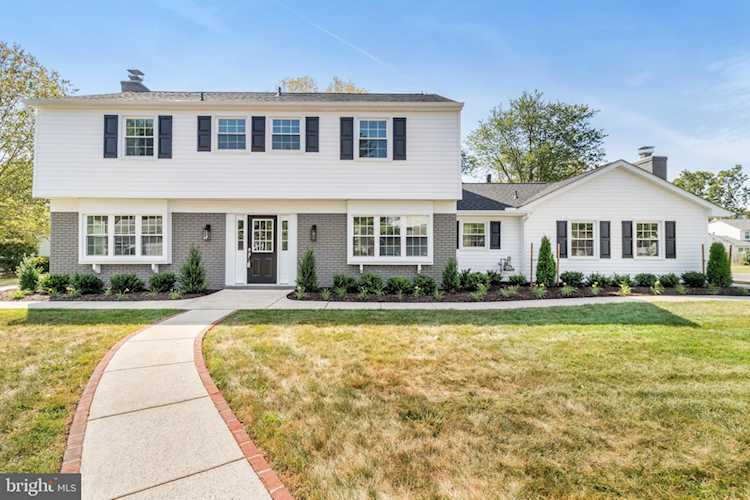 4100 Marble Ln Fairfax, VA 22033