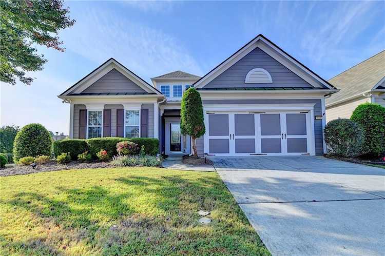 5928 Chimney Rock Drive Hoschton, GA 30548