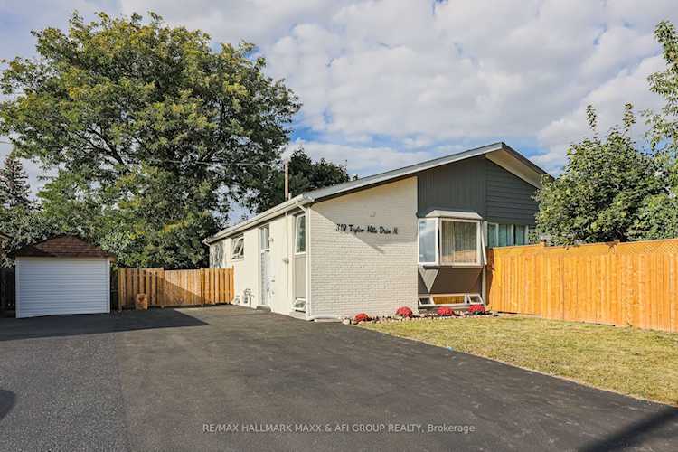 319 Taylor Mills Dr N Richmond Hill, ON L4C 2T8