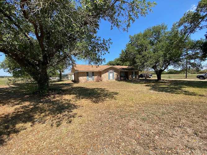 10177 Dingerville Rd Midway, TX 75852