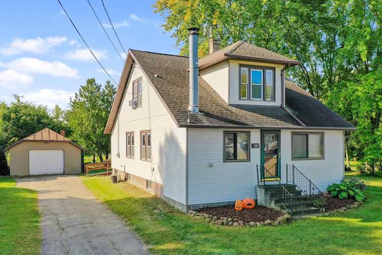 128 W Cedar St Gillett, City of Gillett, WI 54124