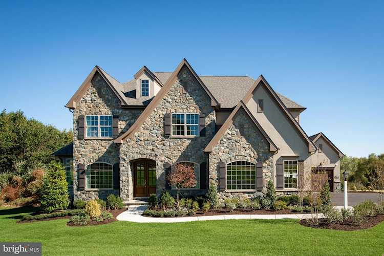 350 Village Rd Strasburg, PA 17579