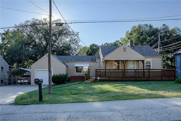 4260 Kelsey Rd Kansas City, MO 64116 | MLS 2455247 Photo 1
