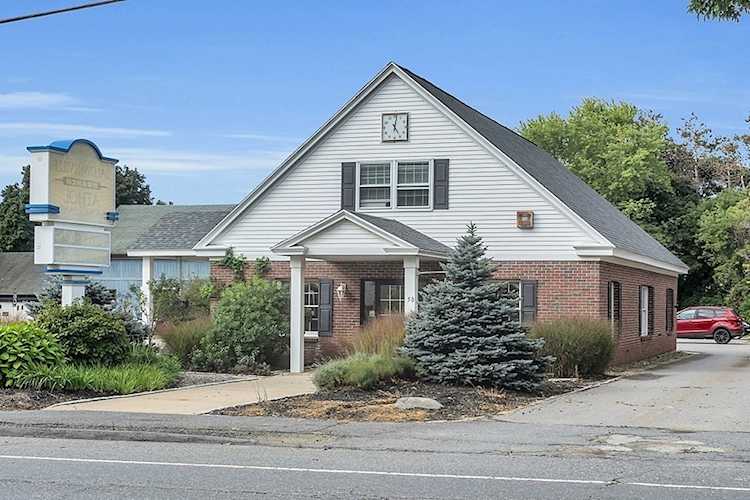 50 Elm St in Templeton, MA - Century 21 New England Photo 1