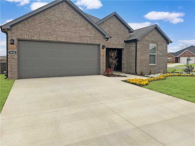3986 Aryana Ave Springdale, AR 72764