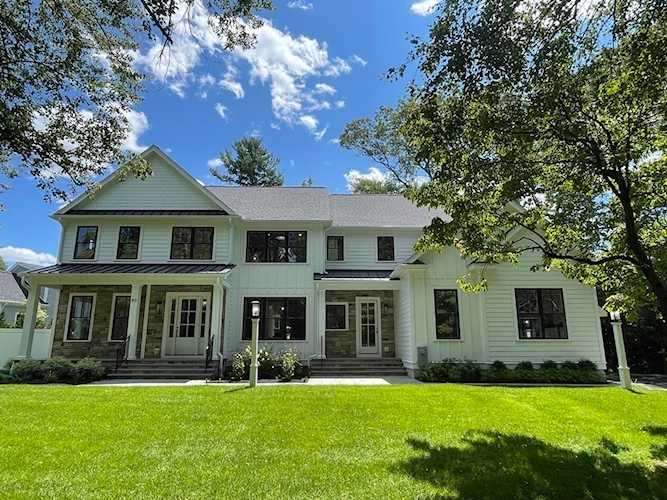 Lot B Hundreds Road Wellesley, MA 02481