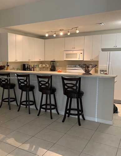 22911 SW 88 Pl #10-21 Cutler Bay, FL 33190