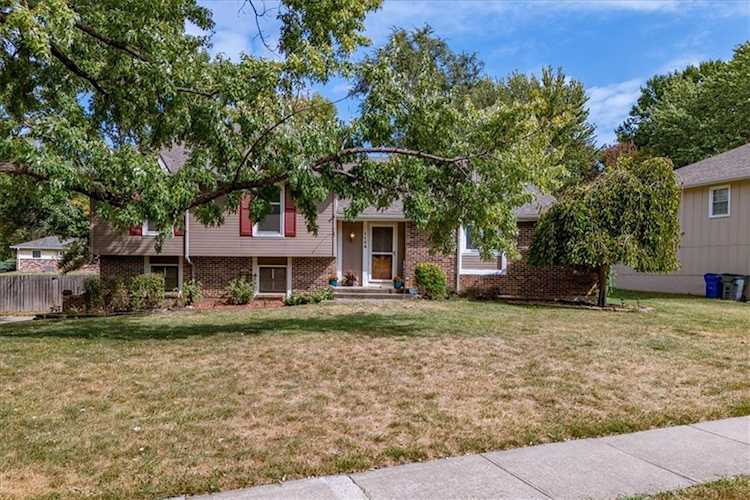 1124 W Wabash St Olathe, KS 66061 | MLS 2455942 Photo 1