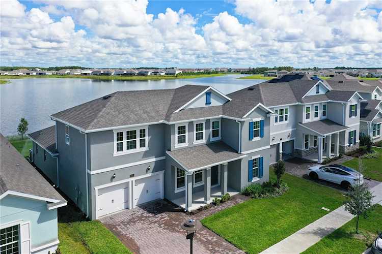 18345 Mowry Ct Orlando, FL 32827