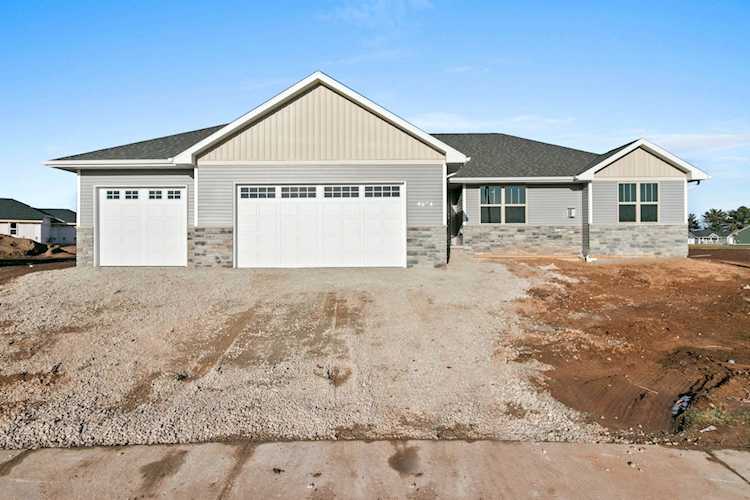 4574 Richard Ln Green Bay, Village of Howard, WI 54313-0000