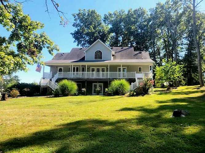 1330 Alton Station Rd Lawrenceburg, KY 40342