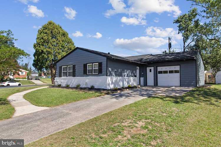 2107 Kennicott Rd Windsor Mill, MD 21244