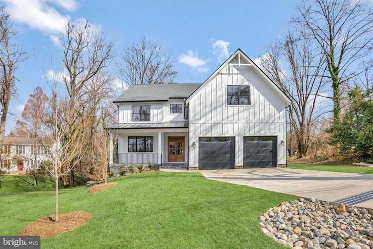 2209 Grayson Place Falls Church, VA 22043